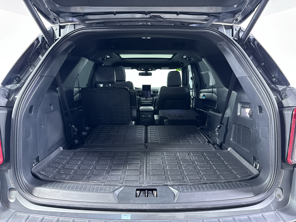 Used 2023 Carbonized Gray Metallic Ford ST image 9