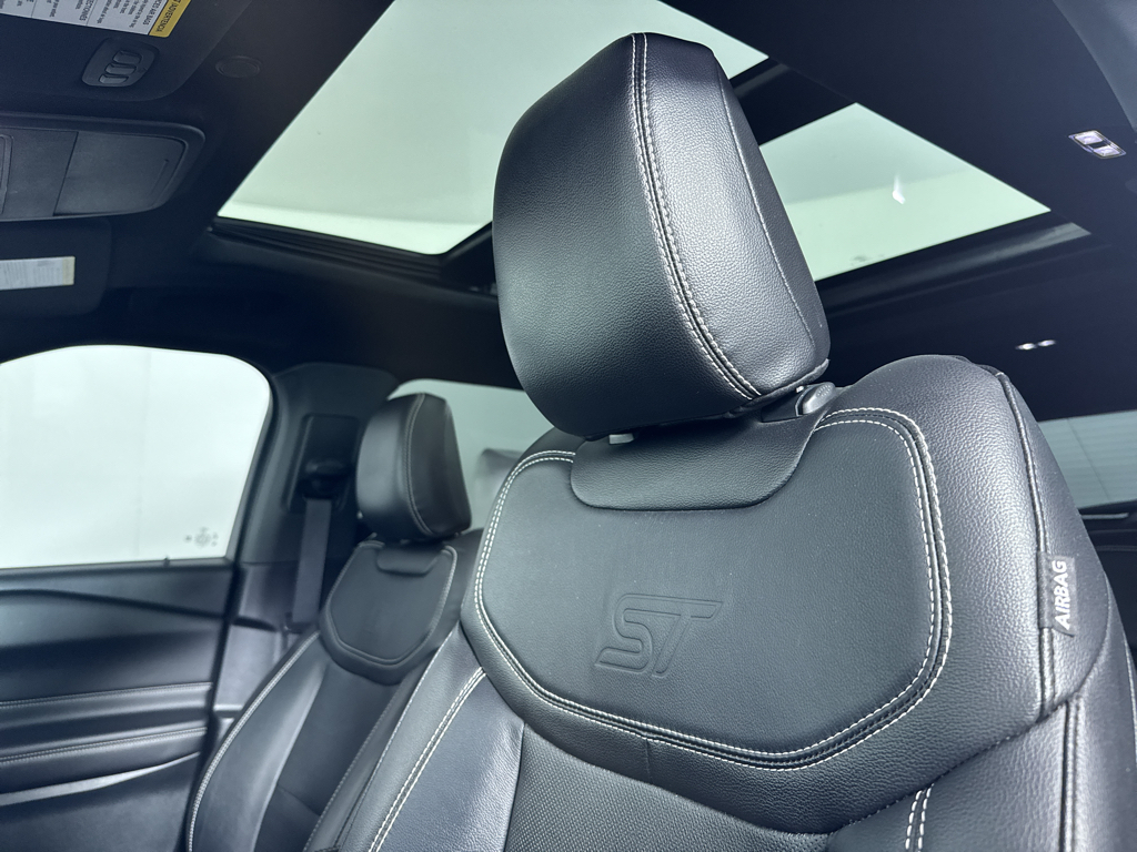 Used 2023 Carbonized Gray Metallic Ford ST image 6