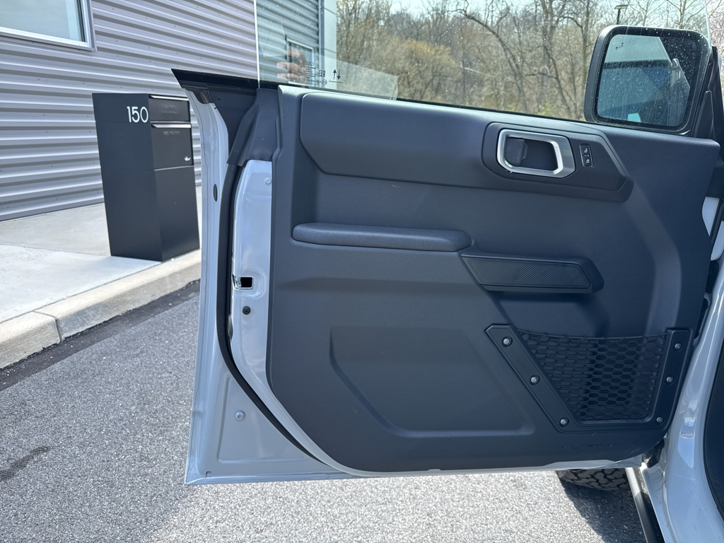 New 2026 Avalanche Gray Ford Big Bend image 24