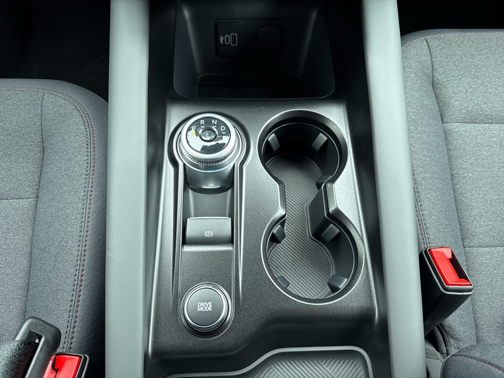 New 2026 Agate Black Metallic Ford Active w/200A Pkg image 22