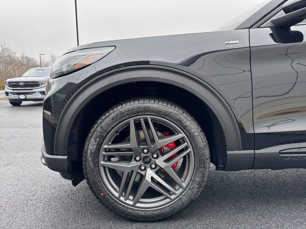New 2026 Agate Black Metallic Ford ST-Line image 19