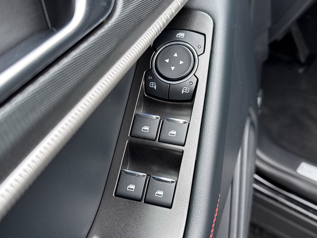 New 2026 Agate Black Metallic Ford ST-Line image 24