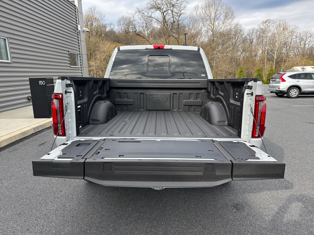 New 2026 Avalanche Ford Platinum image 8