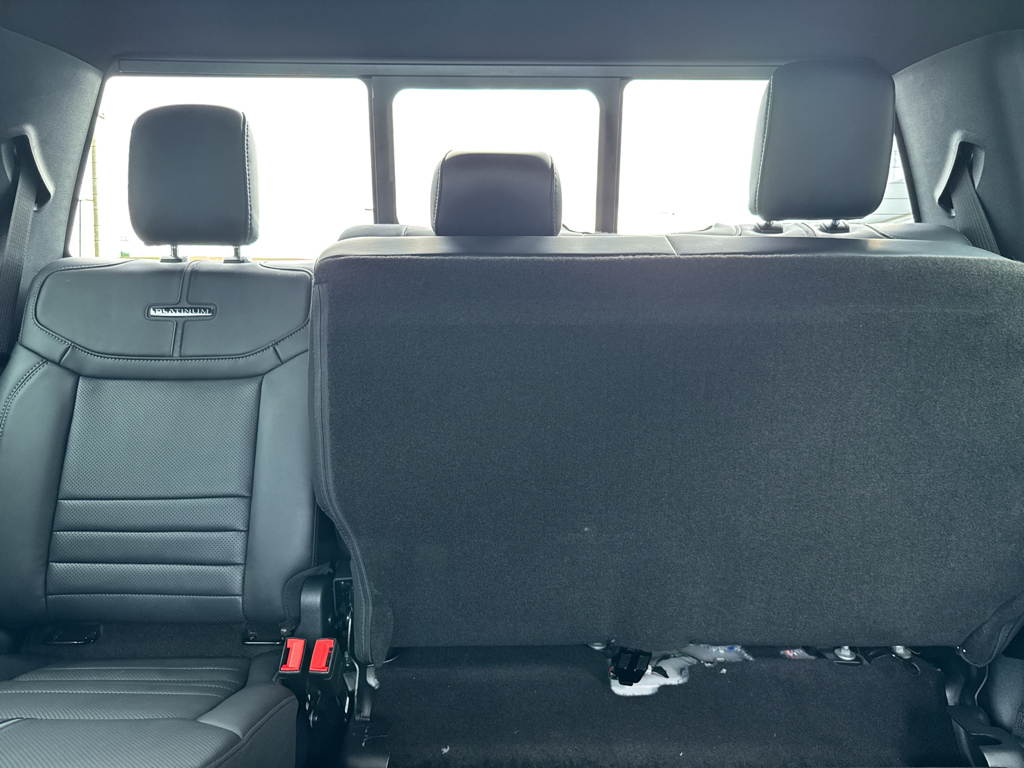 New 2026 Avalanche Ford Platinum image 5