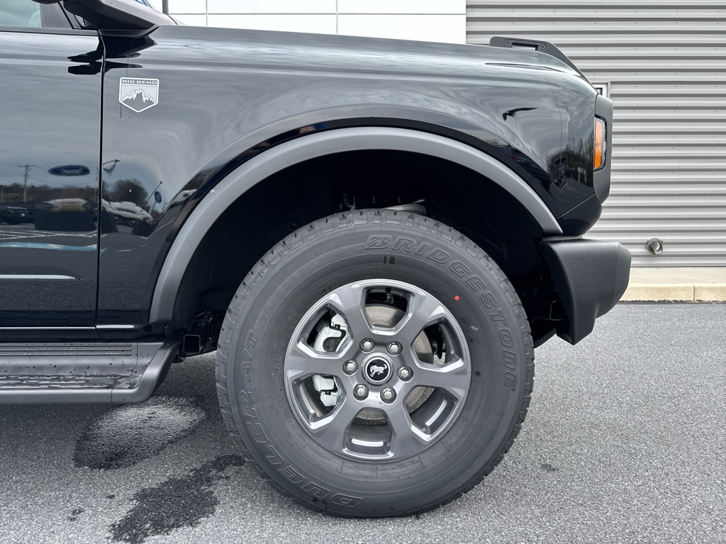 New 2026 Shadow Black Ford Big Bend image 18