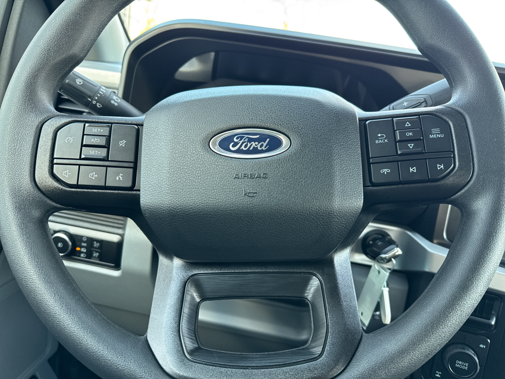 New 2026 Oxford White Ford  image 21