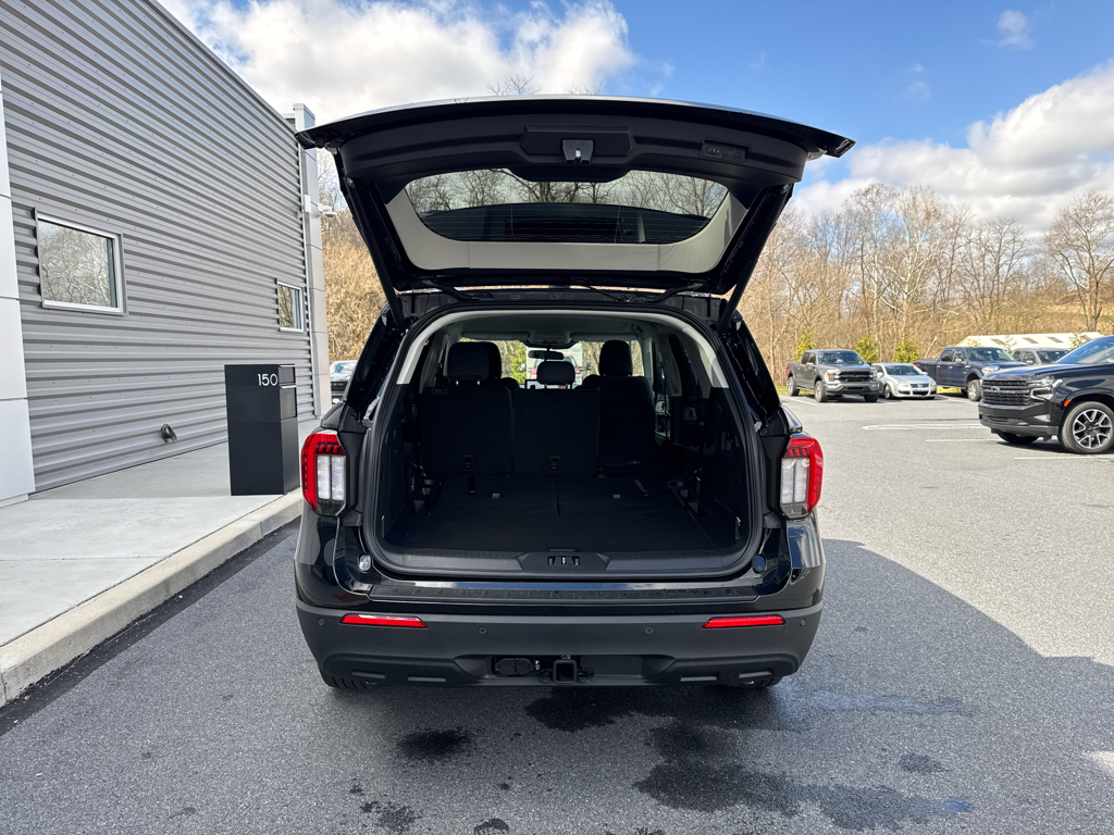 New 2026 Agate Black Metallic Ford Active w/200A Pkg image 7