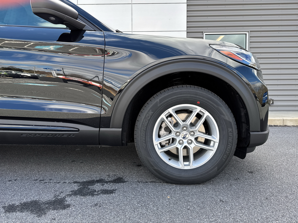 New 2026 Agate Black Metallic Ford Active w/200A Pkg image 19