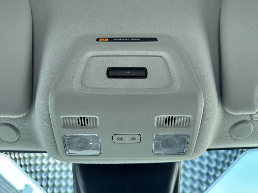 New 2026 Oxford White Ford Base w/9,950 lb. GVWR image 26