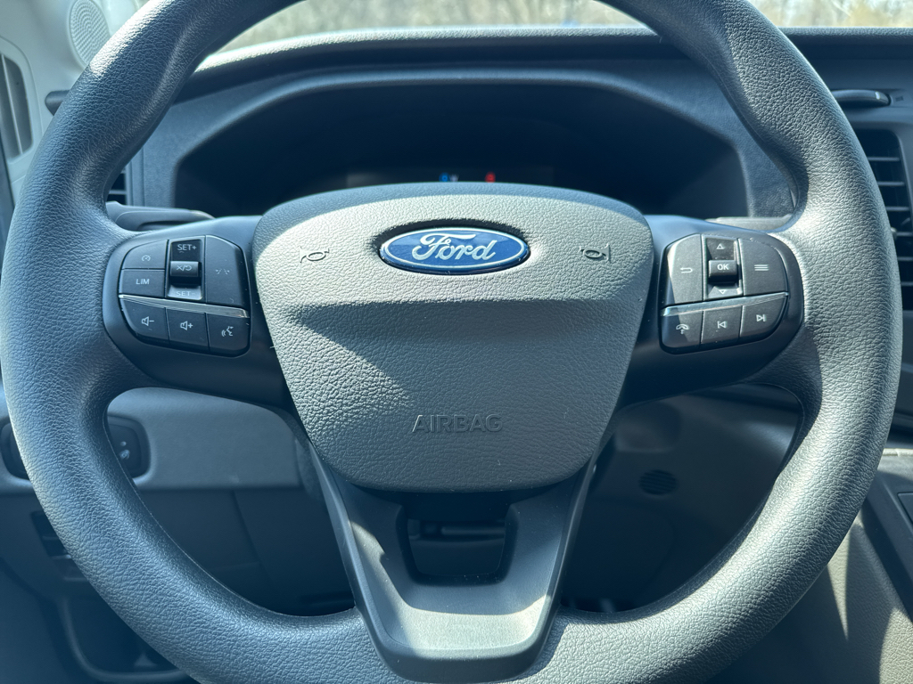 New 2026 Oxford White Ford Base w/9,950 lb. GVWR image 19