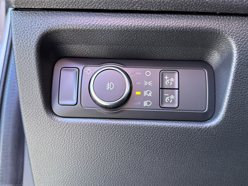 New 2026 Avalanche Ford XLT image 23