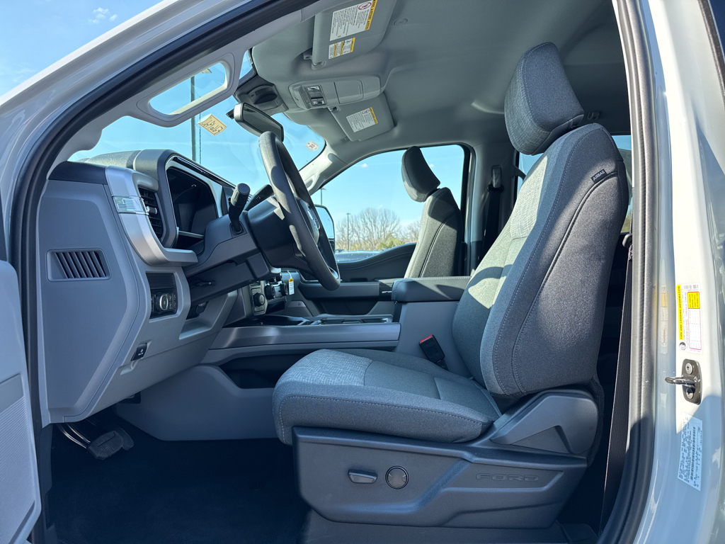 New 2026 Avalanche Ford  image 4