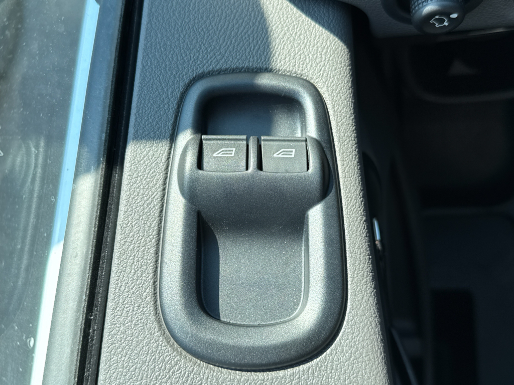 New 2026 Oxford White Ford Base image 21