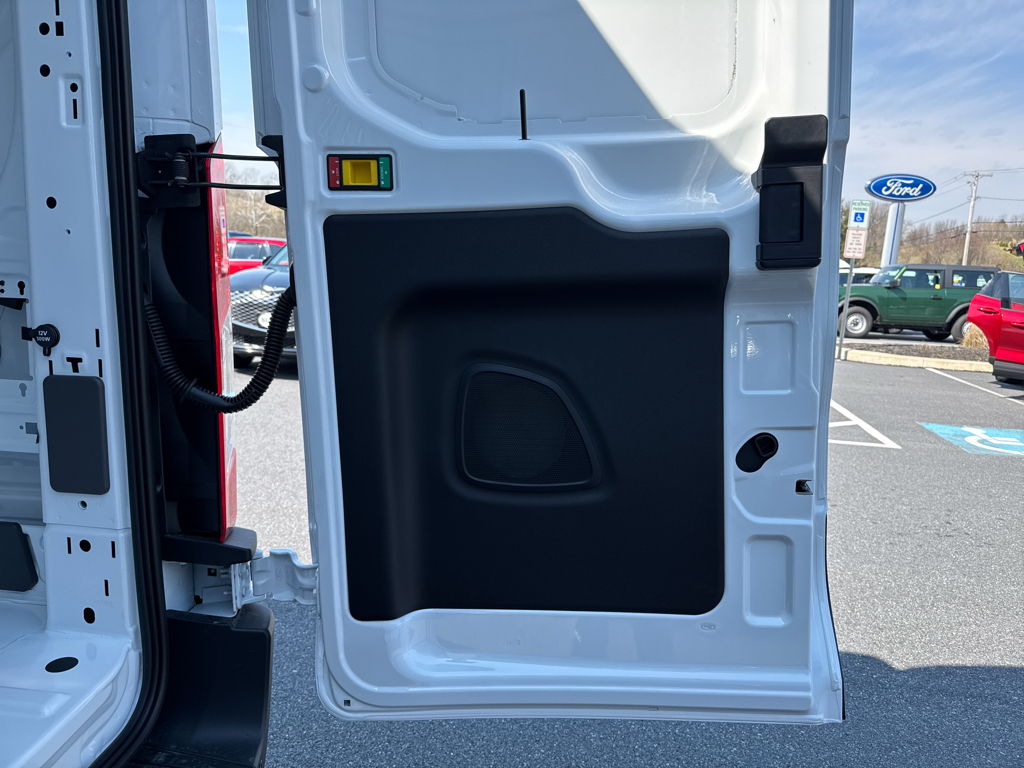 New 2026 Oxford White Ford Base image 24