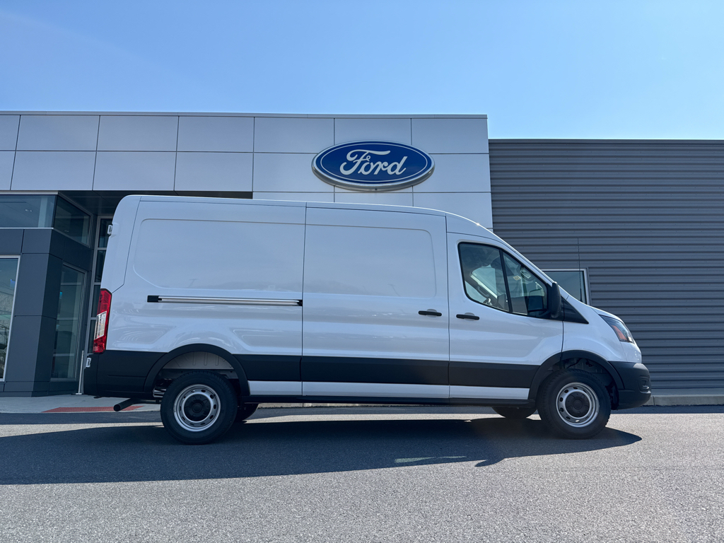 New 2026 Oxford White Ford Base image 11