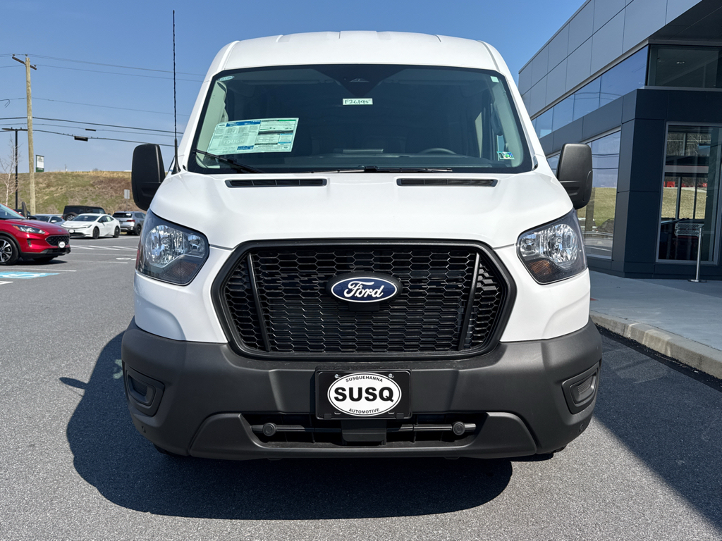 New 2026 Oxford White Ford Base image 2