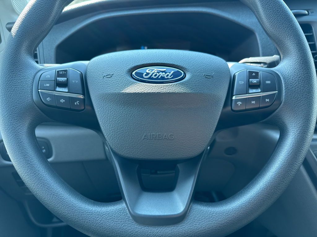 New 2026 Oxford White Ford Base image 19