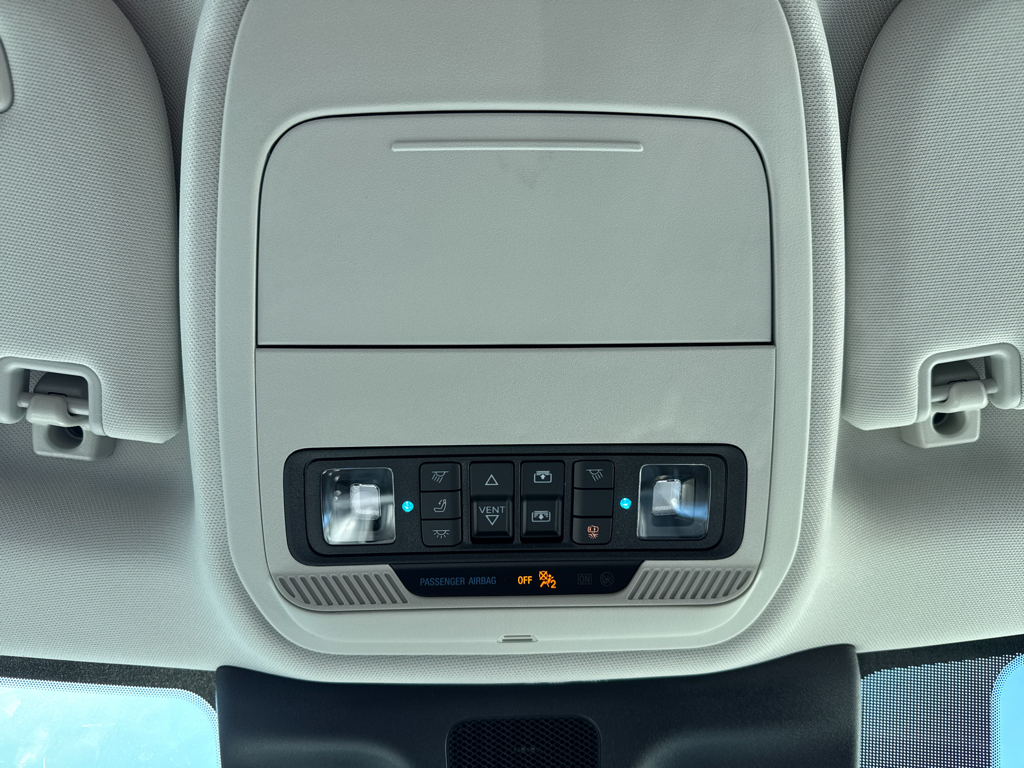 New 2026 Star White Met Ford Platinum image 31