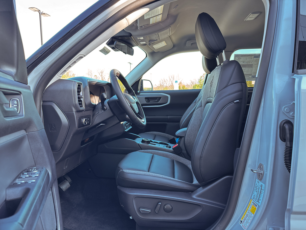 New 2026 Space White Metallic Ford Big Bend image 5