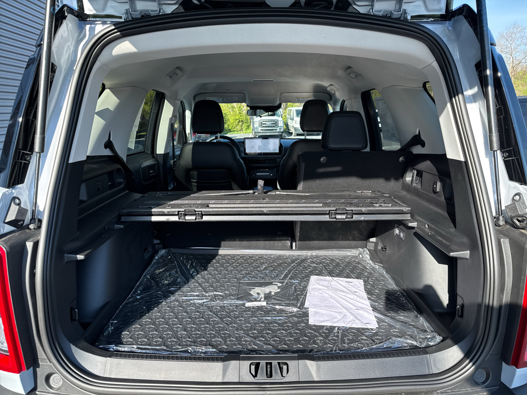 New 2026 Space White Metallic Ford Big Bend image 7