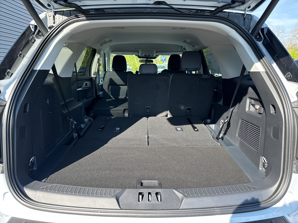New 2026 Space White Metallic Ford Active w/200A Pkg image 7