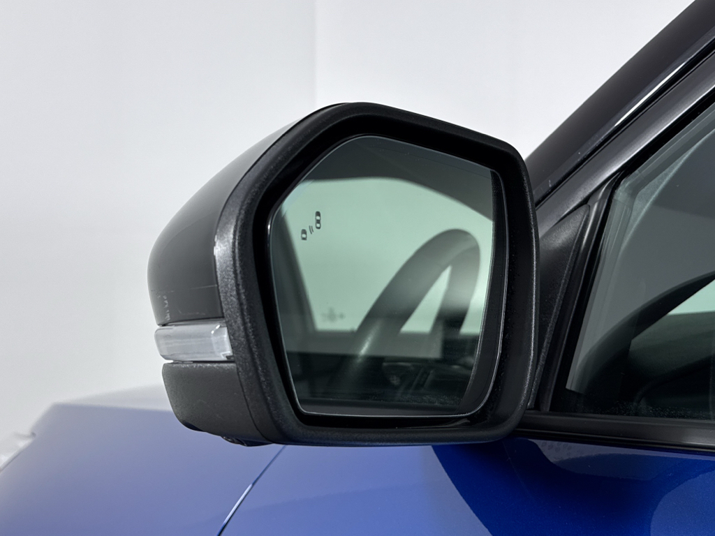 Used 2020 Atlas Blue Metallic Ford ST image 25