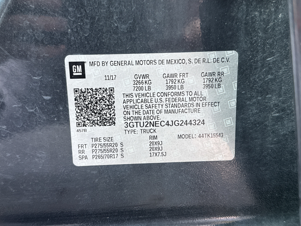 Used 2018 Dark Slate Metallic GMC SLT image 34