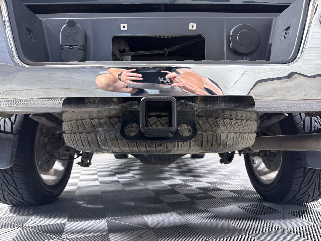 Used 2018 Dark Slate Metallic GMC SLT image 26