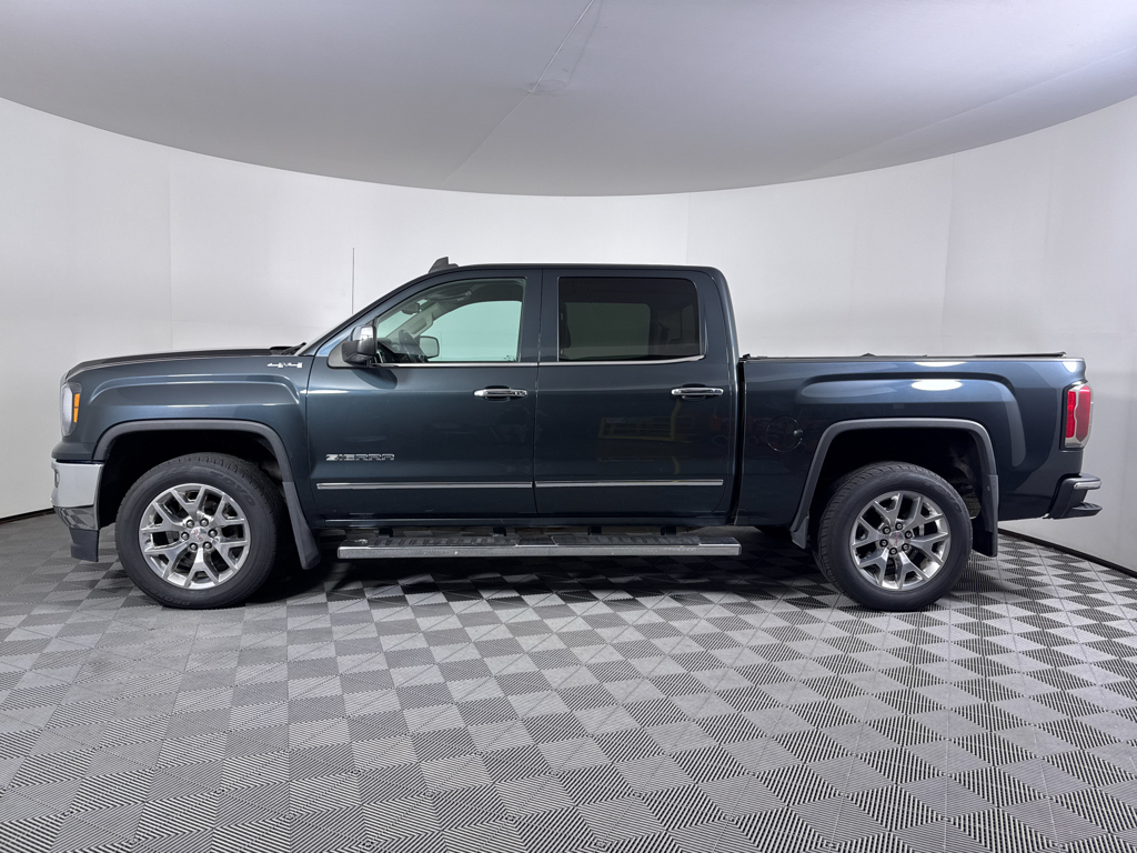 Used 2018 Dark Slate Metallic GMC SLT image 14