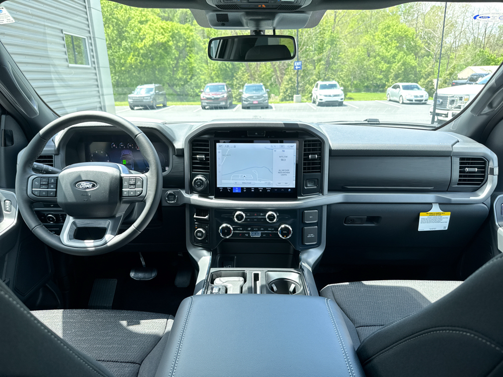 New 2026 Agate Black Metallic Ford XLT image 3