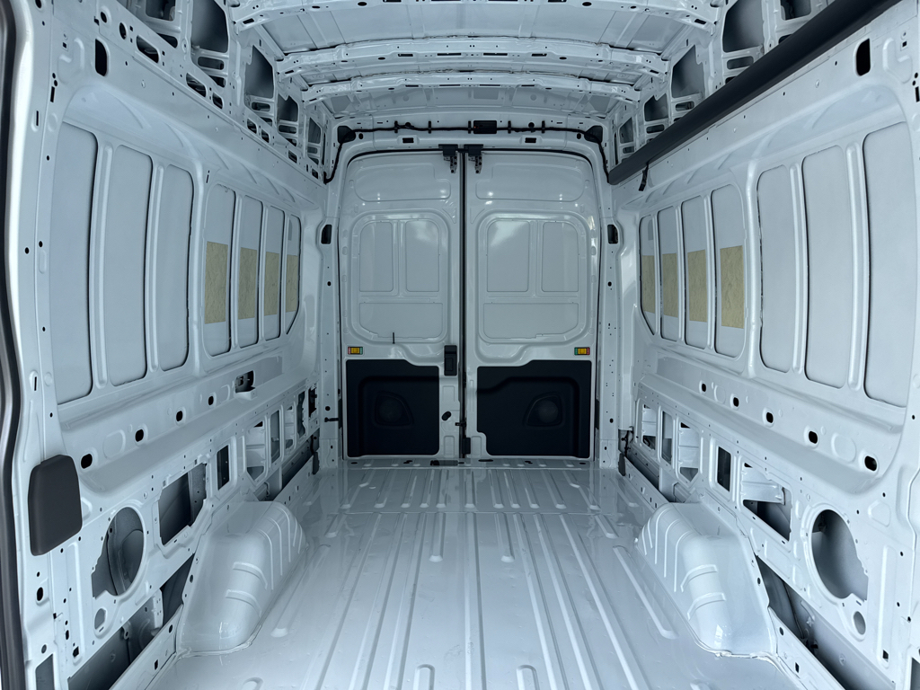 New 2026 Oxford White Ford Base image 6