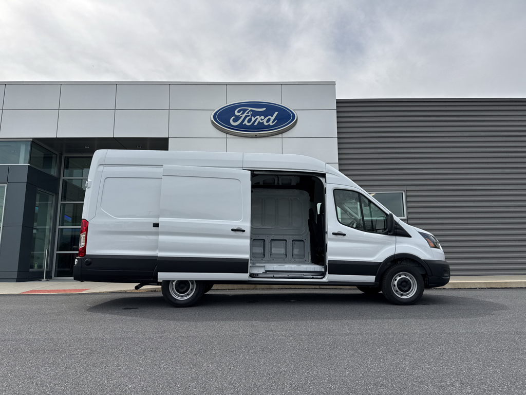 New 2026 Oxford White Ford Base image 13