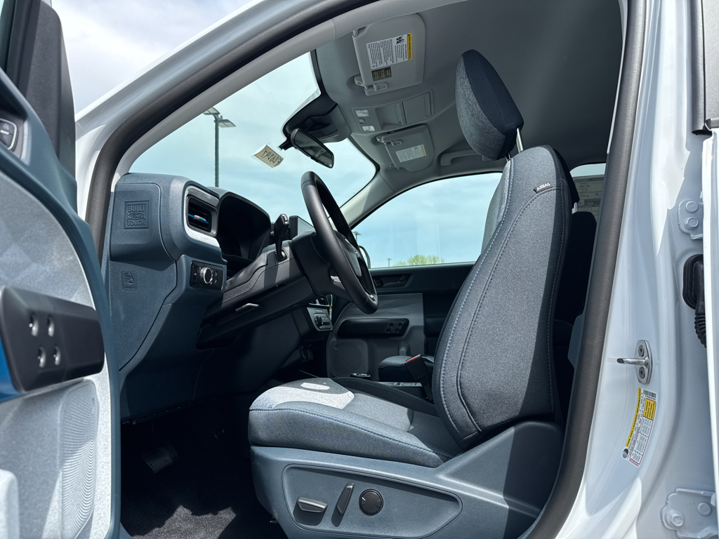 New 2026 Oxford White Ford XLT image 4