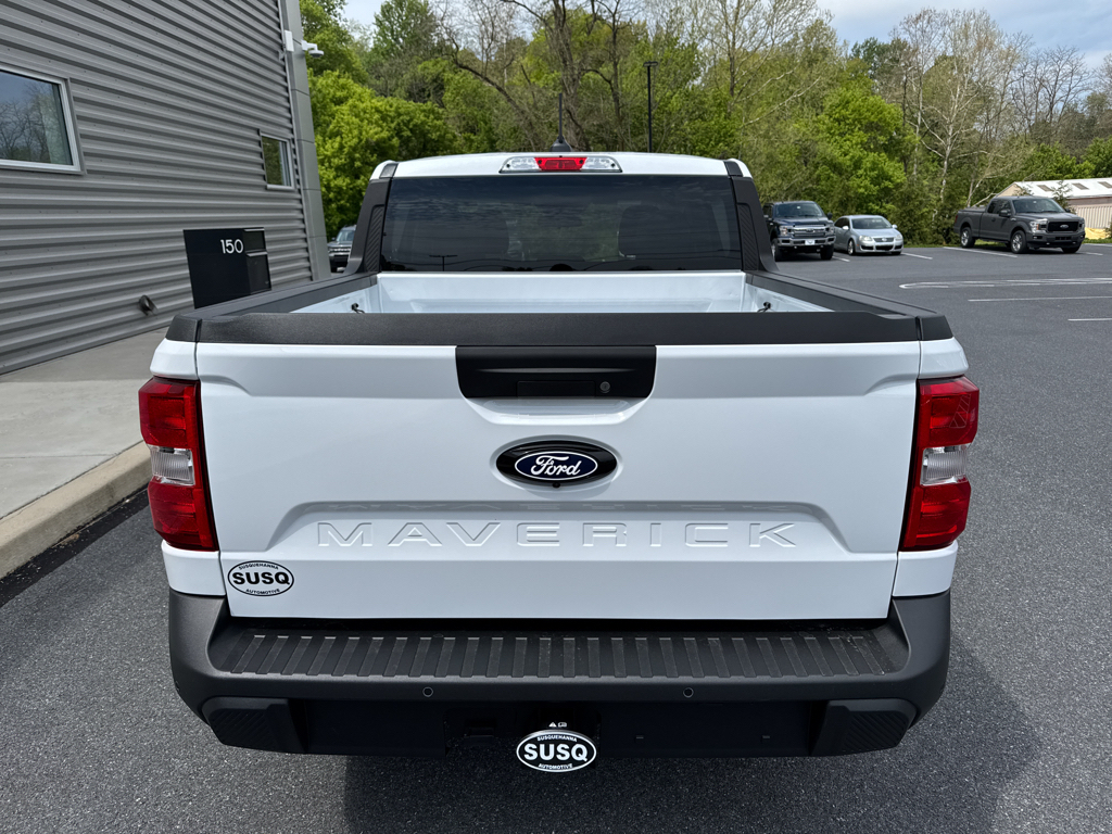 New 2026 Oxford White Ford XLT image 10