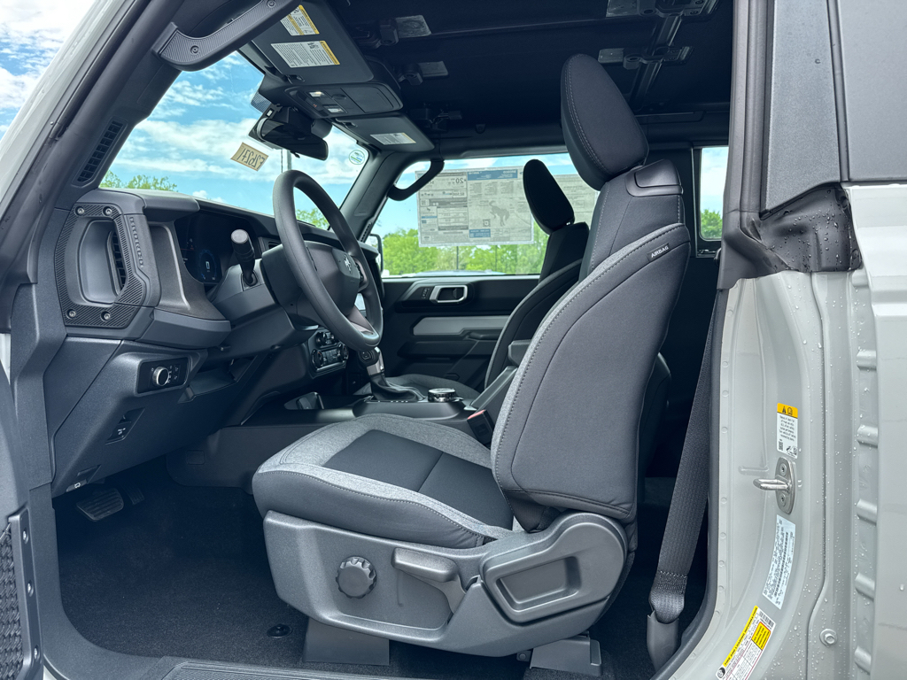 New 2026 Avalanche Gray Ford Base image 4