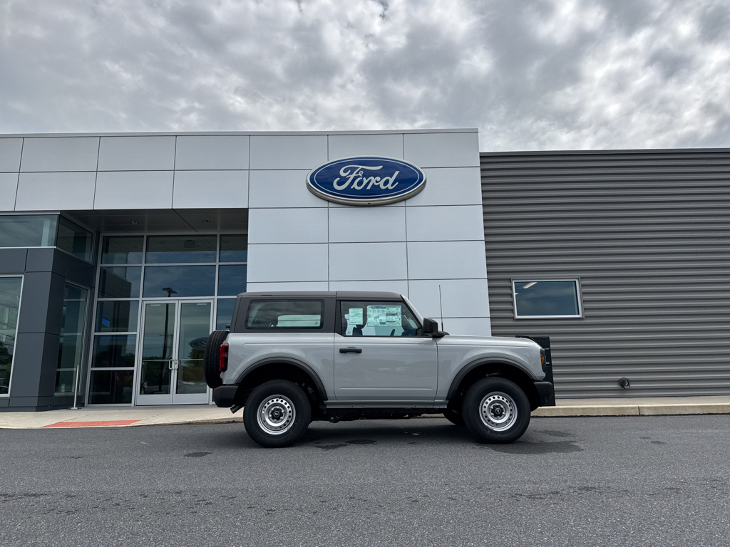 New 2026 Avalanche Gray Ford Base image 11