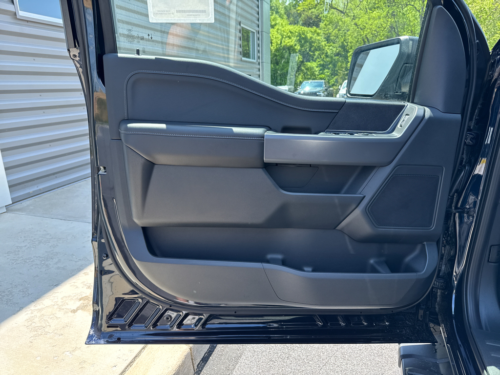 New 2026 Antimatter Blue Metallic Ford XLT image 26
