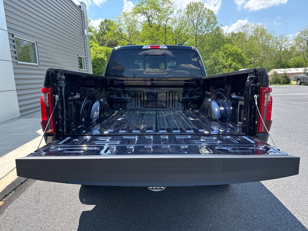 New 2026 Antimatter Blue Metallic Ford XLT image 6