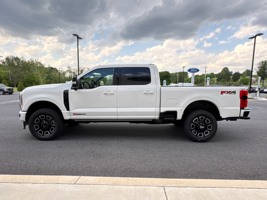 New 2026 Star White Ford  image 10