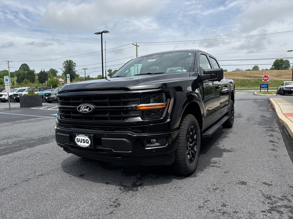 New 2026 Agate Black Metallic Ford XLT image 16