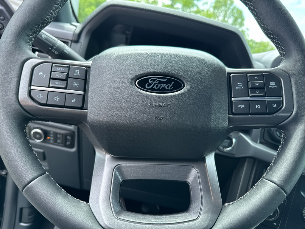 New 2026 Agate Black Metallic Ford XLT image 20