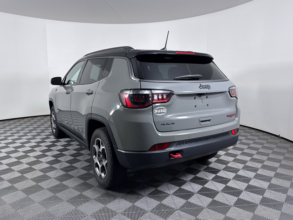 Used 2022 Sting-Gray Clearcoat Jeep Trailhawk image 17