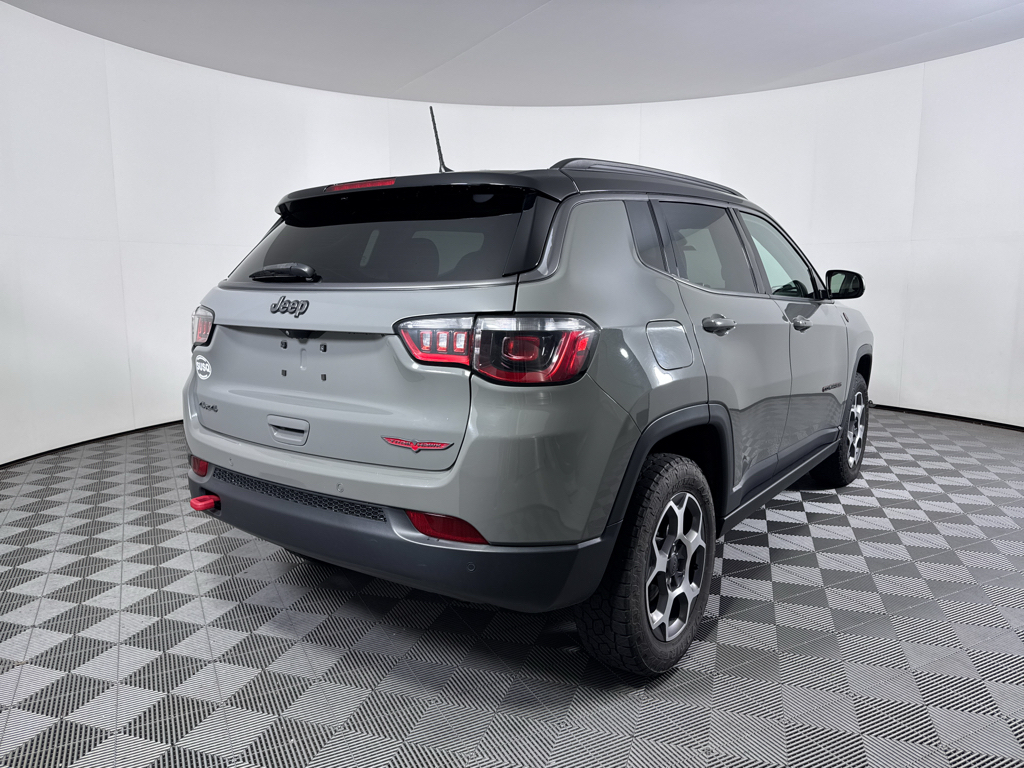 Used 2022 Sting-Gray Clearcoat Jeep Trailhawk image 18