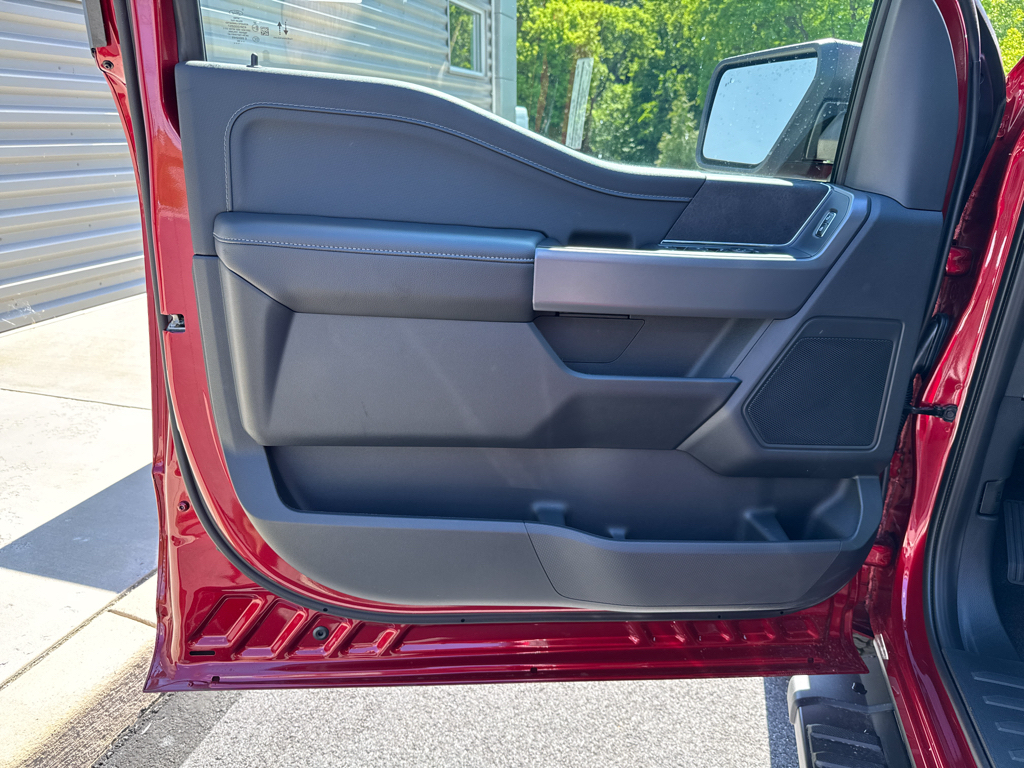 New 2026 Ruby Red Metallic Tinted Clearcoat Ford XLT image 26