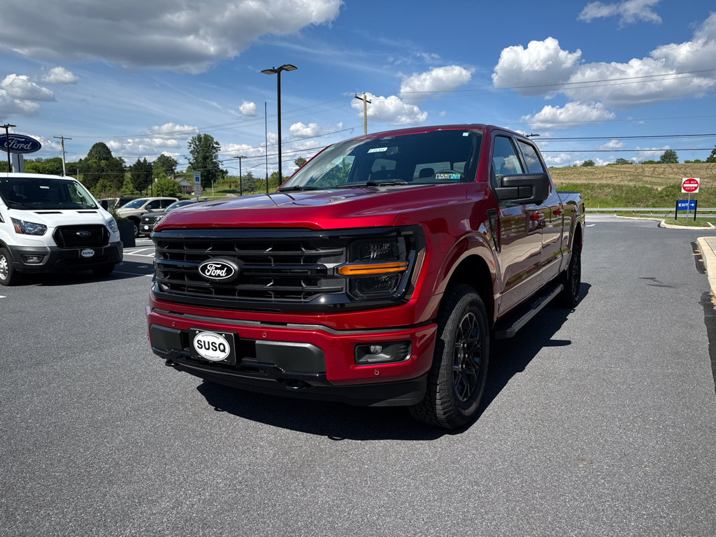 New 2026 Ruby Red Metallic Tinted Clearcoat Ford XLT image 16