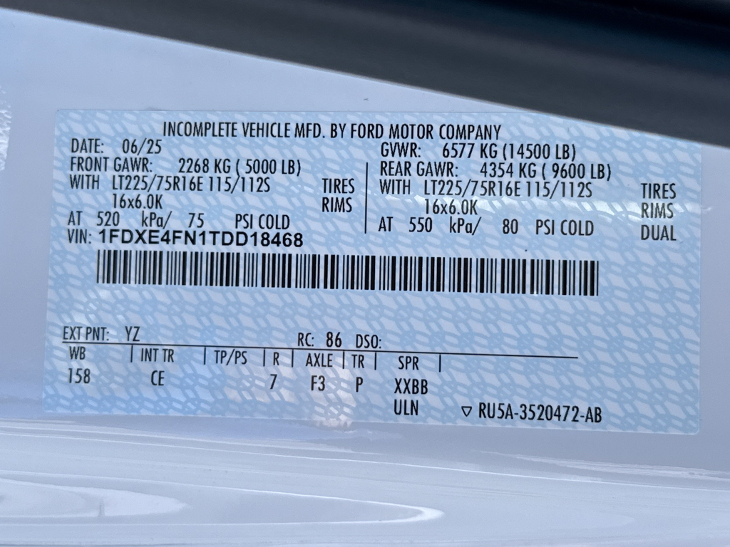 New 2026 Oxford White Ford Base image 35