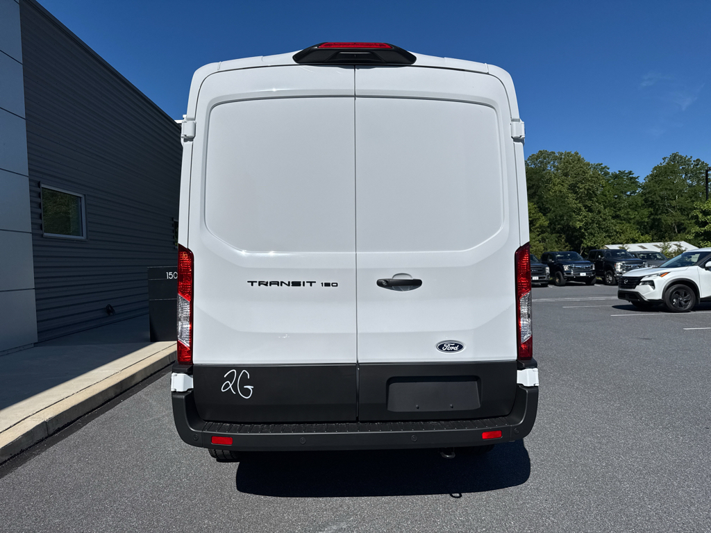 New 2026 Oxford White Ford Base image 12