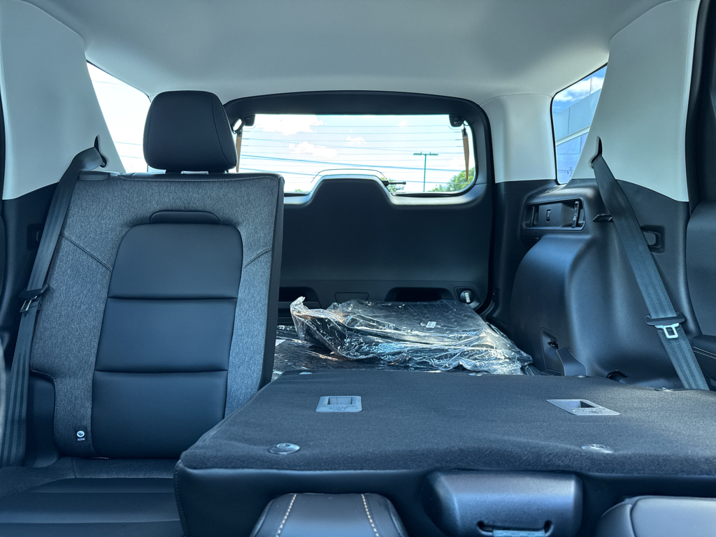 New 2026 Carbonized Gray Metallic Ford Big Bend image 5
