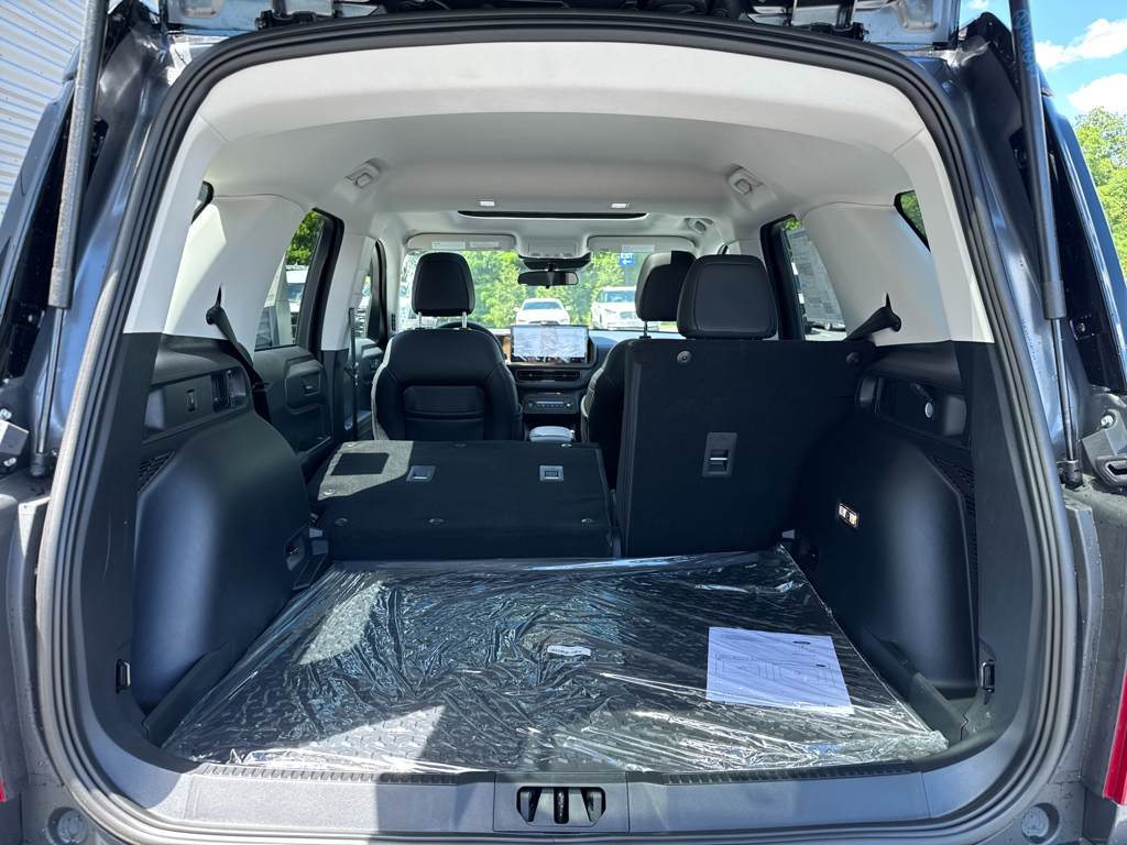 New 2026 Carbonized Gray Metallic Ford Big Bend image 6