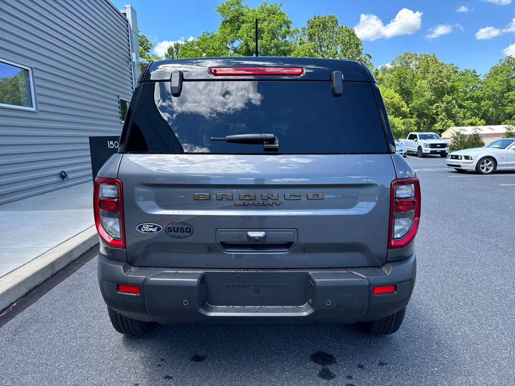 New 2026 Carbonized Gray Metallic Ford Big Bend image 8